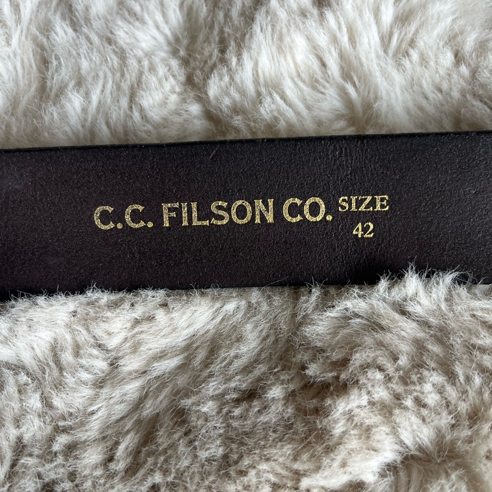 Filson Bridle Leather belt.  Size 42
